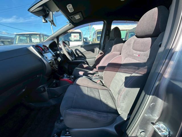 ノート ｅ－パワーニスモ　エマージェンシーブレーキ／アラウンドビューモニター／純正ナビ／デジタルインナーミラー／ＥＴＣ２．０／ＬＥＤヘッドランプ／ワンオーナー／禁煙車（14枚目）