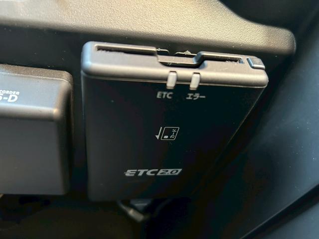 ノート ｅ－パワーニスモ　エマージェンシーブレーキ／アラウンドビューモニター／純正ナビ／デジタルインナーミラー／ＥＴＣ２．０／ＬＥＤヘッドランプ／ワンオーナー／禁煙車（20枚目）