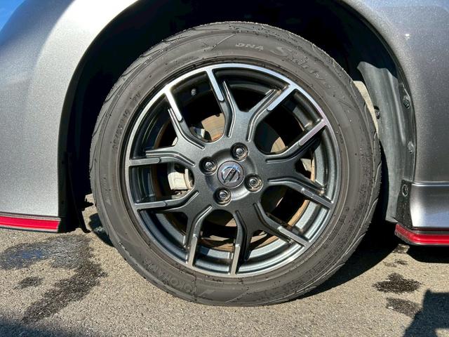 ノート ｅ－パワーニスモ　エマージェンシーブレーキ／アラウンドビューモニター／純正ナビ／デジタルインナーミラー／ＥＴＣ２．０／ＬＥＤヘッドランプ／ワンオーナー／禁煙車（29枚目）