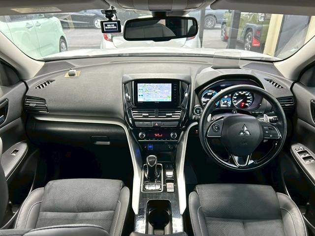 エクリプスクロスＰＨＥＶ Ｇ　衝突軽減ブレーキ　車速追従クルーズコントロール　車線逸脱警報　ナビ　Ｂｌｕｅｔｏｏｔｈ　バックカメラ　スマートキー　ＥＴＣ　１８インチＡＷ　ＬＥＤヘッドライト　シート＆ステアリングヒーター　ドラレコ（2枚目）