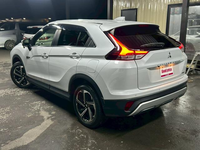 エクリプスクロスＰＨＥＶ Ｇ　衝突軽減ブレーキ　車速追従クルーズコントロール　車線逸脱警報　ナビ　Ｂｌｕｅｔｏｏｔｈ　バックカメラ　スマートキー　ＥＴＣ　１８インチＡＷ　ＬＥＤヘッドライト　シート＆ステアリングヒーター　ドラレコ（4枚目）