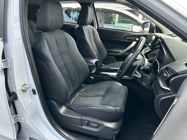 エクリプスクロスＰＨＥＶ Ｇ　衝突軽減ブレーキ　車速追従クルーズコントロール　車線逸脱警報　ナビ　Ｂｌｕｅｔｏｏｔｈ　バックカメラ　スマートキー　ＥＴＣ　１８インチＡＷ　ＬＥＤヘッドライト　シート＆ステアリングヒーター　ドラレコ（16枚目）