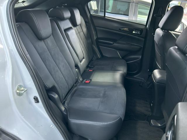 エクリプスクロスＰＨＥＶ Ｇ　衝突軽減ブレーキ　車速追従クルーズコントロール　車線逸脱警報　ナビ　Ｂｌｕｅｔｏｏｔｈ　バックカメラ　スマートキー　ＥＴＣ　１８インチＡＷ　ＬＥＤヘッドライト　シート＆ステアリングヒーター　ドラレコ（18枚目）