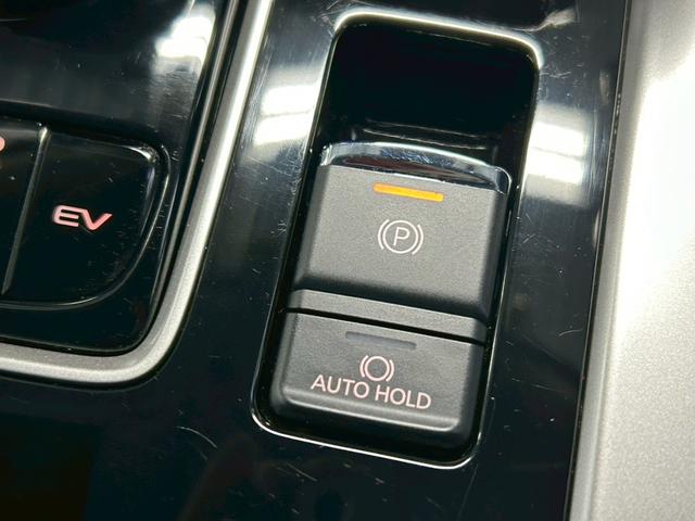 エクリプスクロスＰＨＥＶ Ｇ　衝突軽減ブレーキ　車速追従クルーズコントロール　車線逸脱警報　ナビ　Ｂｌｕｅｔｏｏｔｈ　バックカメラ　スマートキー　ＥＴＣ　１８インチＡＷ　ＬＥＤヘッドライト　シート＆ステアリングヒーター　ドラレコ（38枚目）