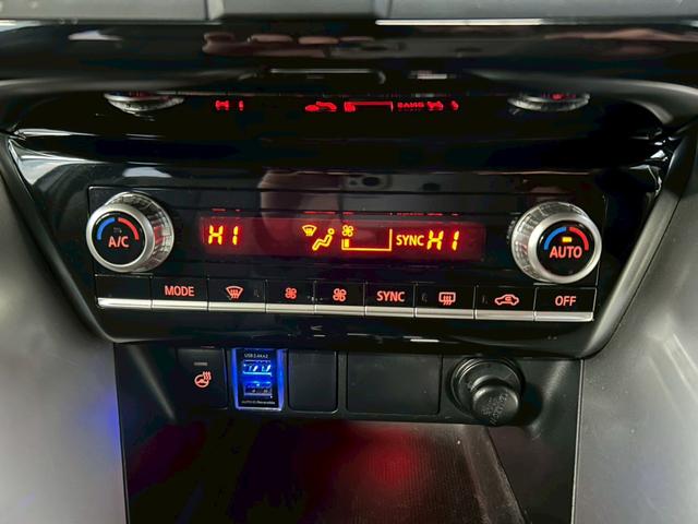 エクリプスクロスＰＨＥＶ Ｇ　衝突軽減ブレーキ　車速追従クルーズコントロール　車線逸脱警報　ナビ　Ｂｌｕｅｔｏｏｔｈ　バックカメラ　スマートキー　ＥＴＣ　１８インチＡＷ　ＬＥＤヘッドライト　シート＆ステアリングヒーター　ドラレコ（41枚目）