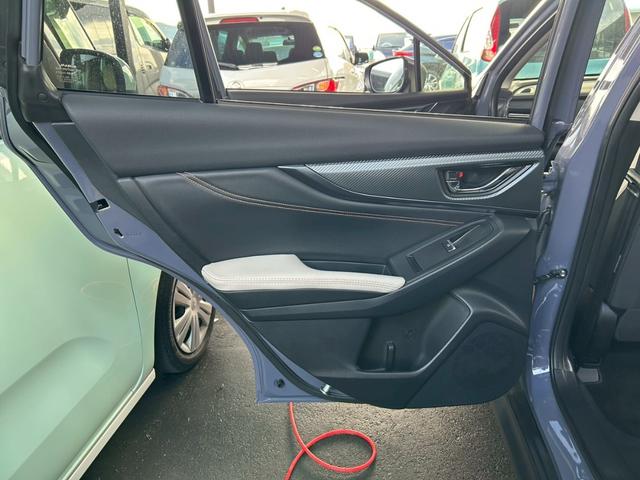 ����ȃh�A�g����