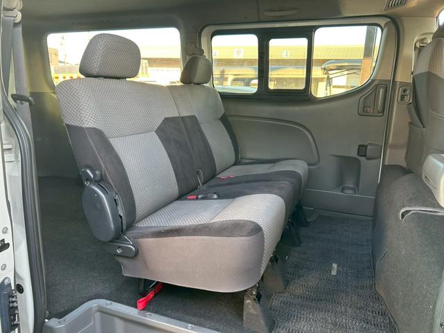 ＮＶ３５０キャラバンバン ロングプレミアムＧＸ　ナビＴＶ　Ｂｌｕｅｔｏｏｔｈオーディオ　バックカメラ　スマートキー２個　ＥＴＣ　後席クーラー＆ヒーター　スライドドアイージークローザー　４ナンバー貨物登録　タイミングチェーン駆動（16枚目）