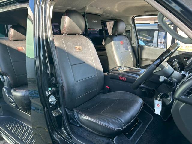 ハイエースバン ロングスーパーＧＬ　ベッドキット　ナビＴＶ　フリップダウンモニター　バックカメラ　ドラレコ　デイトナホイール　ＭＴタイヤ　ローダウン　フロントアンダースポイラー　ＬＥＤヘッドライト　ＥＴＣ　４型　タイミングチェーン駆動（15枚目）