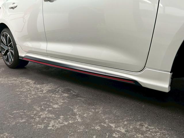 カローラスポーツ ハイブリッドG Z TRDエアロ 衝突軽減ブレーキ 車線逸脱抑制 レーダークルーズコントロール LEDオートハイビーム HUD ナビTV Bluetooth バックカメラ スマートキー ETC ステアリングヒーター(14枚目)