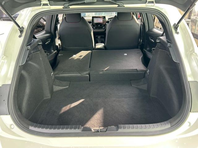 カローラスポーツ ハイブリッドG Z TRDエアロ 衝突軽減ブレーキ 車線逸脱抑制 レーダークルーズコントロール LEDオートハイビーム HUD ナビTV Bluetooth バックカメラ スマートキー ETC ステアリングヒーター(25枚目)