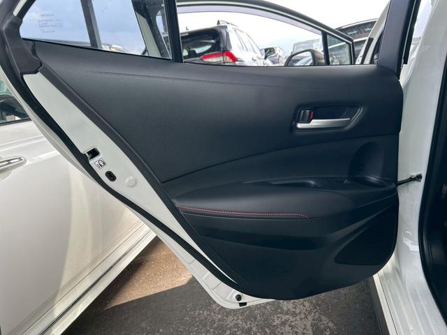 カローラスポーツ ハイブリッドG Z TRDエアロ 衝突軽減ブレーキ 車線逸脱抑制 レーダークルーズコントロール LEDオートハイビーム HUD ナビTV Bluetooth バックカメラ スマートキー ETC ステアリングヒーター(31枚目)