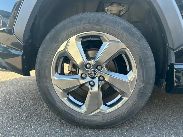 ＲＡＶ４ ハイブリッドＧ　モデリスタエアロ／パワーバックドア／純正９インチナビ／セーフティセンス／パワーシート／シートポジションメモリー／シートヒーター／ＥＴＣ（32枚目）