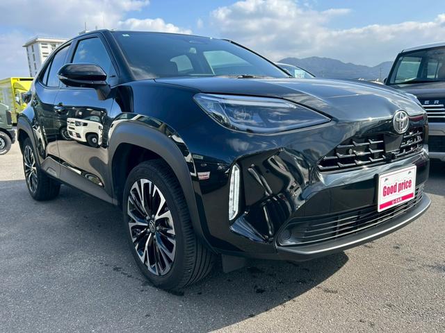 ヤリスクロス ハイブリッドＺ　８インチＤＡ＋ナビ／パノラミックビューモニター／ＢＳＭ／セーフティセンス／シートヒーター／レーダークルーズコントロール／フルセグＴＶ／ＬＥＤヘッドランプ／ステアリングヒーター／パワーシート／ＥＴＣ（7枚目）