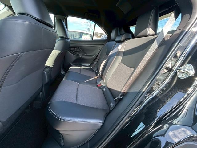 ヤリスクロス ハイブリッドＺ　８インチＤＡ＋ナビ／パノラミックビューモニター／ＢＳＭ／セーフティセンス／シートヒーター／レーダークルーズコントロール／フルセグＴＶ／ＬＥＤヘッドランプ／ステアリングヒーター／パワーシート／ＥＴＣ（15枚目）