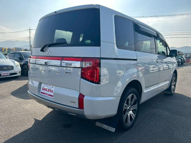 デリカD:5 P e-アシスト/両側パワースライドドア/アラウンドビューモニター/パワーバックドア/電動サイドステップ/社外ナビ/BSM/ステアリングヒーター/シートヒーター/LEDヘッドランプ/ETC(6枚目)