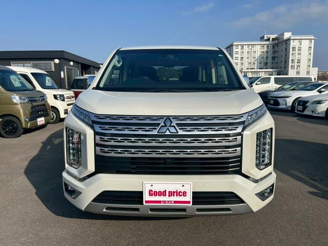 デリカD:5 P e-アシスト/両側パワースライドドア/アラウンドビューモニター/パワーバックドア/電動サイドステップ/社外ナビ/BSM/ステアリングヒーター/シートヒーター/LEDヘッドランプ/ETC(9枚目)