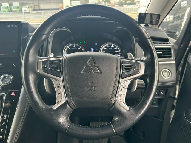 デリカD:5 P e-アシスト/両側パワースライドドア/アラウンドビューモニター/パワーバックドア/電動サイドステップ/社外ナビ/BSM/ステアリングヒーター/シートヒーター/LEDヘッドランプ/ETC(23枚目)