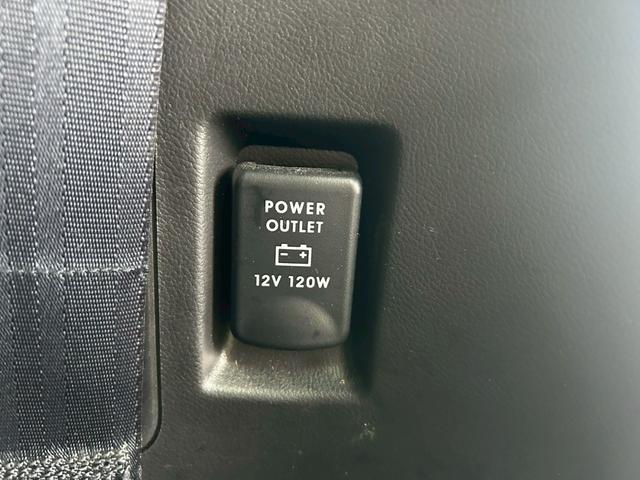 デリカD:5 P e-アシスト/両側パワースライドドア/アラウンドビューモニター/パワーバックドア/電動サイドステップ/社外ナビ/BSM/ステアリングヒーター/シートヒーター/LEDヘッドランプ/ETC(33枚目)