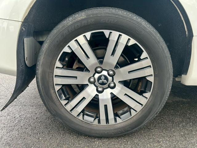 デリカD:5 P e-アシスト/両側パワースライドドア/アラウンドビューモニター/パワーバックドア/電動サイドステップ/社外ナビ/BSM/ステアリングヒーター/シートヒーター/LEDヘッドランプ/ETC(36枚目)