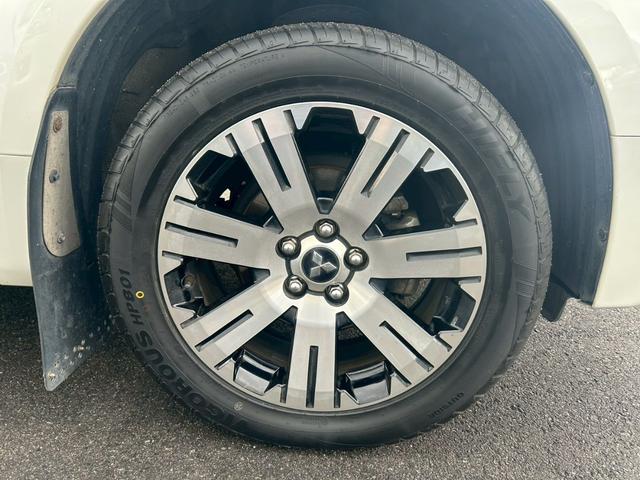 デリカD:5 P e-アシスト/両側パワースライドドア/アラウンドビューモニター/パワーバックドア/電動サイドステップ/社外ナビ/BSM/ステアリングヒーター/シートヒーター/LEDヘッドランプ/ETC(37枚目)