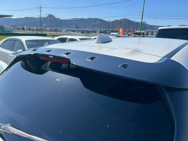 インプレッサスポーツ ２．０ｉ－Ｓアイサイト　ブラックレザーセレクション／ＳＴＩ（Ｆ・Ｓ・Ｒ）スポイラー／ＳＴＩマフラー／ＳＴＩシフトノブ／ＳＴＩ１８インチＡＷ／純正ナビ／バックモニター／パワーシート／シートヒーター／ＬＥＤヘッドライト（18枚目）