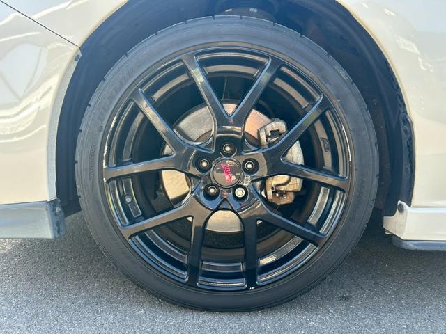 インプレッサスポーツ ２．０ｉ－Ｓアイサイト　ブラックレザーセレクション／ＳＴＩ（Ｆ・Ｓ・Ｒ）スポイラー／ＳＴＩマフラー／ＳＴＩシフトノブ／ＳＴＩ１８インチＡＷ／純正ナビ／バックモニター／パワーシート／シートヒーター／ＬＥＤヘッドライト（35枚目）