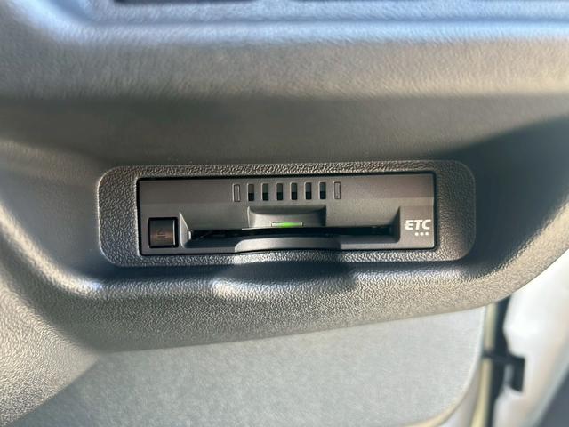 ハイエースバン ロングＤＸ　ワンオーナー／禁煙車／バックモニターセット／セーフティセンス／５ドア／イージークローザー／ＥＴＣ（19枚目）