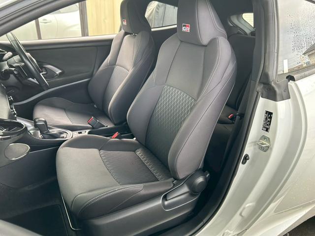 �f�q��p�X�|�[�c�V�[�g���T�C�h���J�[�e���G�A�o�b�O