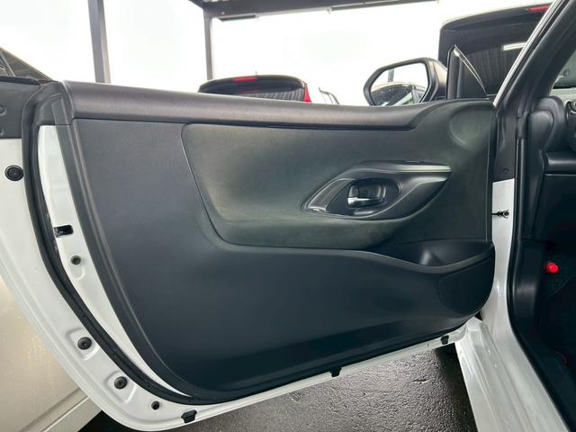 ����ȃh�A�g����