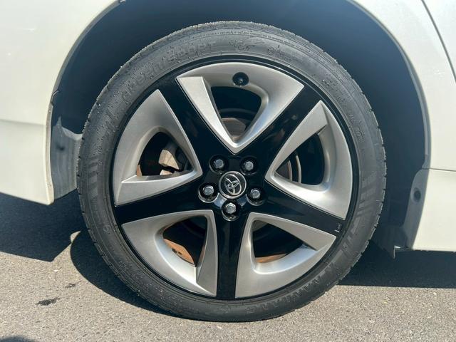 プリウス S 社外9インチナビ/バックモニター/TOYOTA17インチAW/ETC/HIDヘッドライト/オートライト/オートエアコン/スマートキー/エンジンスタートボタン(26枚目)