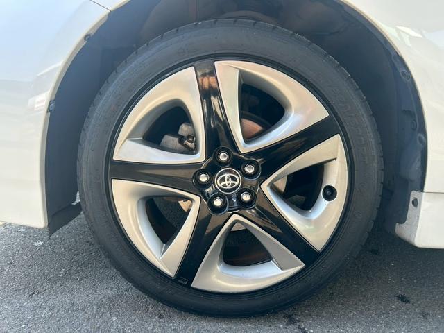 プリウス S 社外9インチナビ/バックモニター/TOYOTA17インチAW/ETC/HIDヘッドライト/オートライト/オートエアコン/スマートキー/エンジンスタートボタン(28枚目)