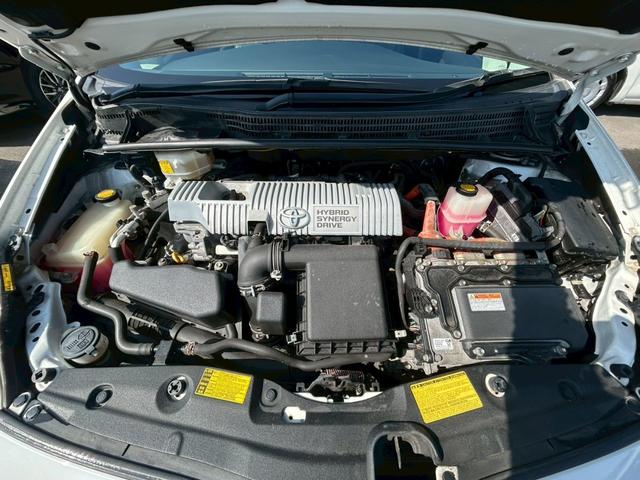 プリウス S 社外9インチナビ/バックモニター/TOYOTA17インチAW/ETC/HIDヘッドライト/オートライト/オートエアコン/スマートキー/エンジンスタートボタン(30枚目)