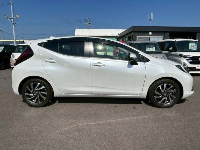 アクア Ｚ　セーフティセンス／純正ＤＡ／全方位カメラ／ＢＳＭ／合皮レザーシート／純正１６インチＡＷ／ＥＴＣ／ＬＥＤヘッドライト／シートヒーター／ステアリングヒーター（7枚目）