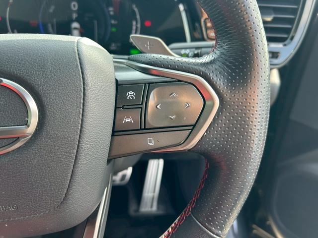 �����[�_�[�N���[�Y�R���g���[�������[���g���[�V���O�A�V�X�g��