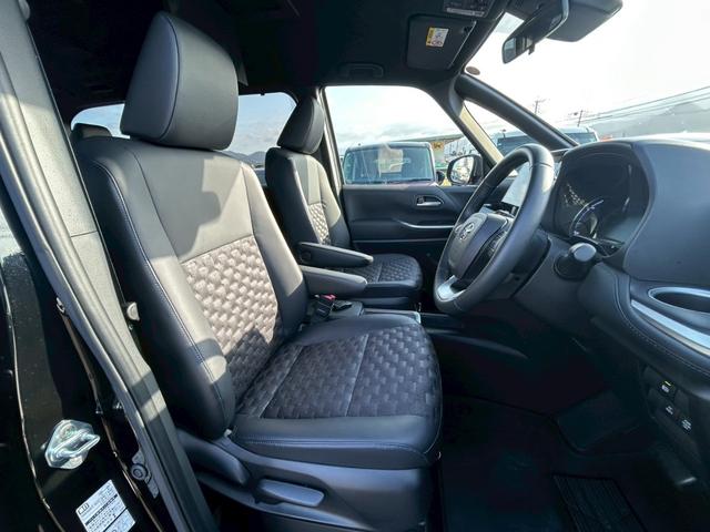 ヴォクシー ハイブリッドS-Z(9枚目)