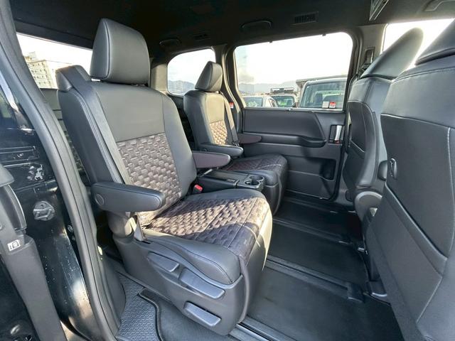 ヴォクシー ハイブリッドS-Z(10枚目)