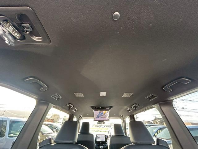 ヴォクシー ハイブリッドS-Z(14枚目)