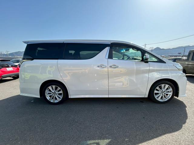 ヴェルファイア ２．５Ｚ　サンルーフ／純正９インチナビ／アルパイン１０．１インチ後席モニター／両側パワースライドドア／バックカメラ／ＥＴＣ／ＬＥＤヘッドライト／純正１８インチＡＷ（7枚目）