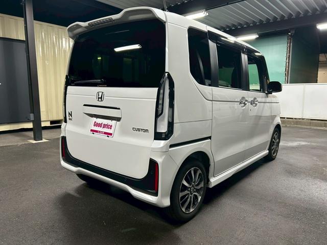 N-BOXカスタム ベースグレード 9インチHondaCONNECTナビ/マルチビューカメラ/両側パワースライドドア/ナビ連動前後ドラレコ/ETC/フルセグTV/ワンオーナー/禁煙車/サンシェード(6枚目)