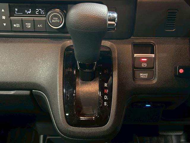 N-BOXカスタム ベースグレード 9インチHondaCONNECTナビ/マルチビューカメラ/両側パワースライドドア/ナビ連動前後ドラレコ/ETC/フルセグTV/ワンオーナー/禁煙車/サンシェード(25枚目)