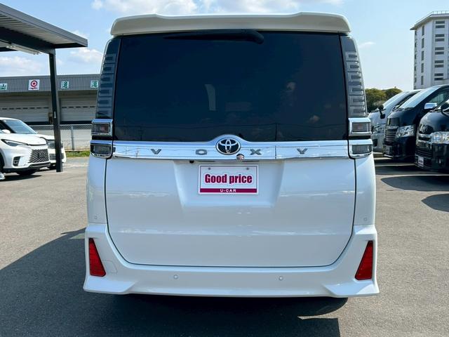 ヴォクシー ＺＳ　煌ＩＩ　モデリスタエアロ／８インチナビ／両側パワスラ／セーフティセンス／バックカメラ／クルーズコントロール／ＬＥＤヘッドランプ／フルセグＴＶ／ＥＴＣ（5枚目）