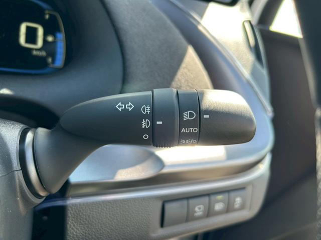 アクア ＧＲスポーツ　セーフティセンス／純正１０．５インチＤＡ＋ナビ／パノラミックビューモニター／シートヒーター／ステアリングヒーター／ＢＳＭ／ＥＴＣ２．０／ドラレコ付き自動防眩ミラー／純正１７インチＡＷ（23枚目）