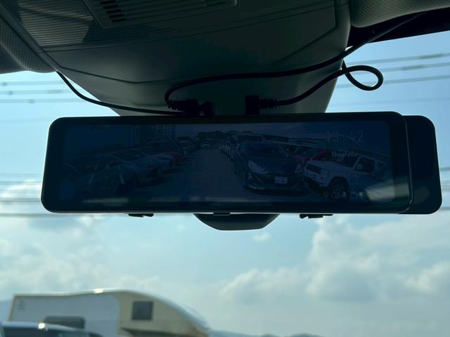 ���f�W�^���C���i�[�~���[��