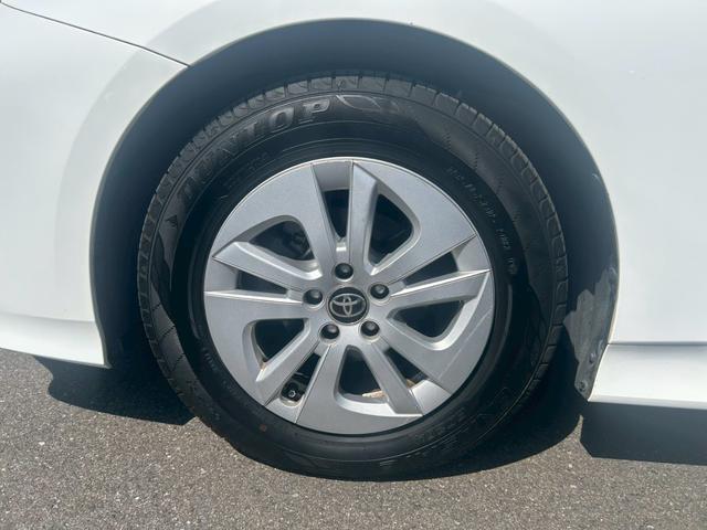 プリウス Ｓ　後期型／セーフティセンス／社外ナビ／バックカメラ／ＬＥＤヘッドランプ／ＥＴＣ／レーダークルーズコントロール／禁煙車（26枚目）