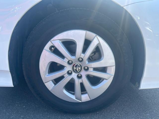 プリウス Ｓ　後期型／セーフティセンス／社外ナビ／バックカメラ／ＬＥＤヘッドランプ／ＥＴＣ／レーダークルーズコントロール／禁煙車（27枚目）