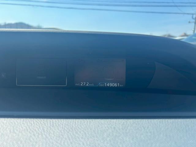 プリウス Ｓ　後期型／セーフティセンス／社外ナビ／バックカメラ／ＬＥＤヘッドランプ／ＥＴＣ／レーダークルーズコントロール／禁煙車（32枚目）