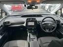 プリウス Ｓ　後期型　ナビ　ＴＶ　Ｂｌｕｅｔｏｏｔｈ　バックカメラ　ＥＴＣ　ドラレコ　衝突軽減ブレーキ　車線逸脱抑制　車速追従クルーズコントロール　ＬＥＤヘッドライト＆オートハイビーム　ＬＥＤフロントフォグライト（2枚目）