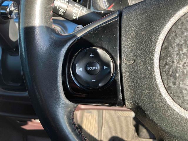 Ｎ－ＷＧＮカスタム Ｇ・ターボパッケージ　バックカメラ　ナビ　ＴＶ　オートクルーズコントロール　衝突被害軽減システム　ＨＩＤ　スマートキー　アイドリングストップ　電動格納ミラー　ベンチシート　ＣＶＴ　盗難防止システム　ＡＢＳ　ＥＳＣ　ＣＤ（7枚目）