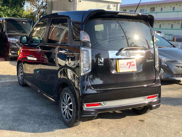 Ｎ－ＷＧＮカスタム Ｇ・ターボパッケージ　バックカメラ　ナビ　ＴＶ　オートクルーズコントロール　衝突被害軽減システム　ＨＩＤ　スマートキー　アイドリングストップ　電動格納ミラー　ベンチシート　ＣＶＴ　盗難防止システム　ＡＢＳ　ＥＳＣ　ＣＤ（15枚目）