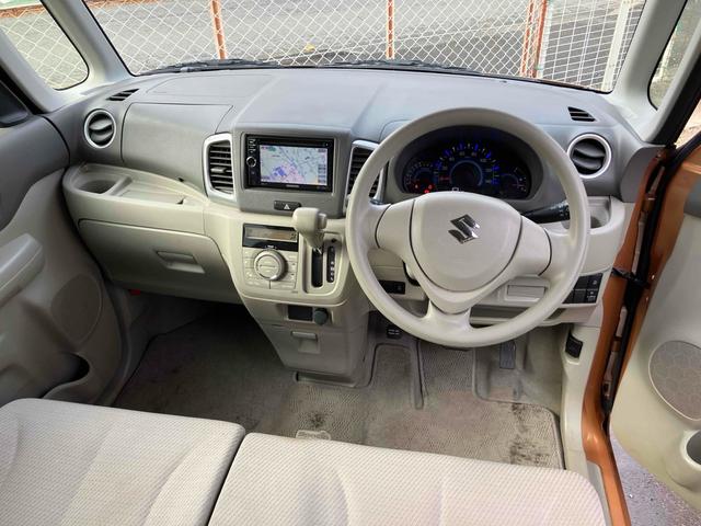 スペーシア Ｘ　両側スライド・片側電動　ナビ　ＴＶ　スマートキー　アイドリングストップ　電動格納ミラー　ベンチシート　ＣＶＴ　盗難防止システム　ＡＢＳ　ＣＤ　ＤＶＤ再生　ミュージックプレイヤー接続可　衝突安全ボディ（2枚目）